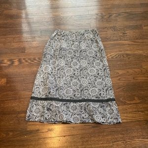 Orvis Cotton Black and White Graphic Print Midi Size Small